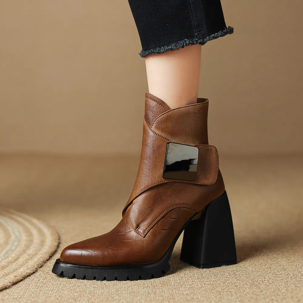 Parvoria | Thick-soled ankle boots